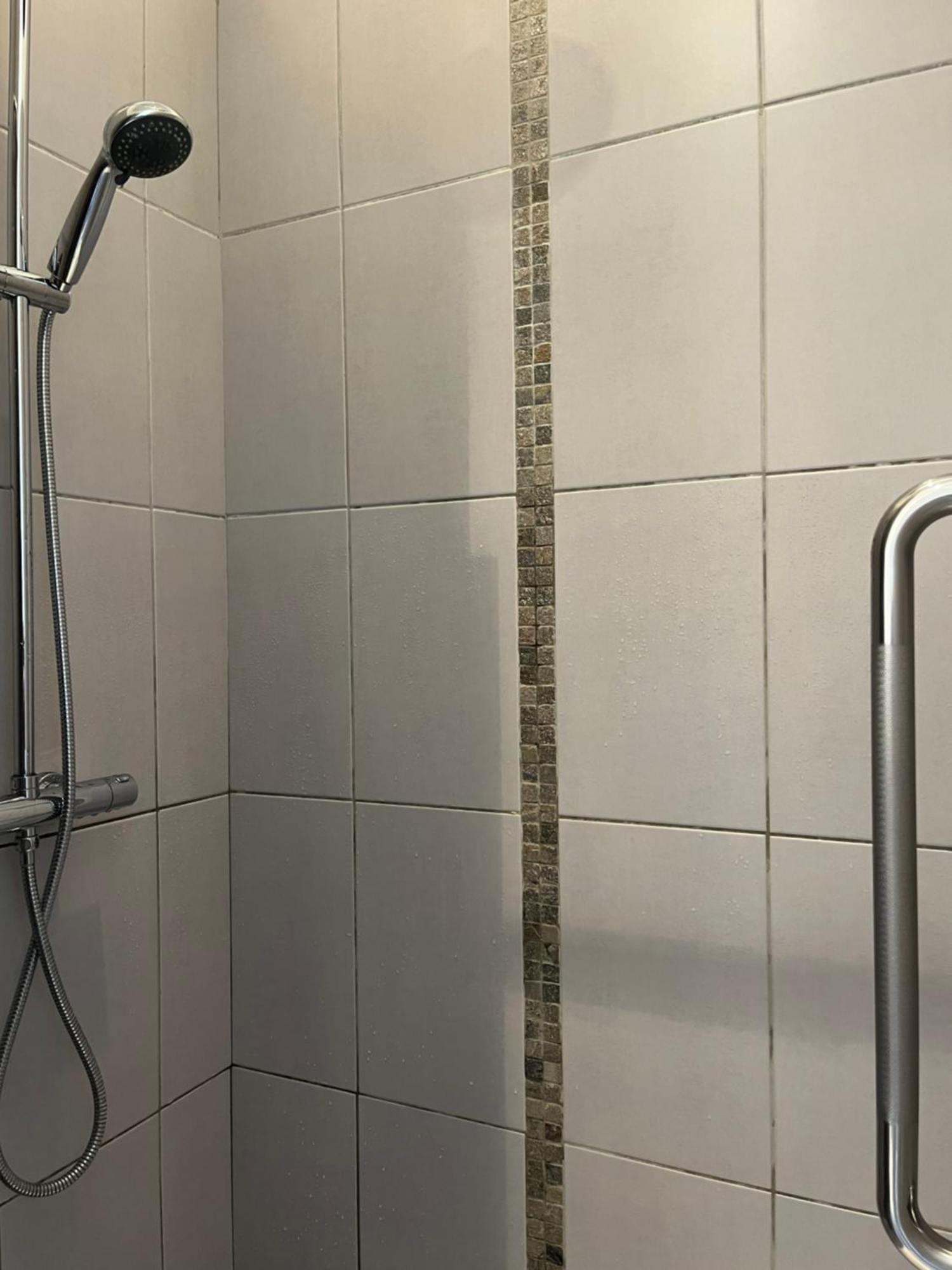 Quai Du Felibre Apartamento LʼIsle-sur-la-Sorgue Exterior foto